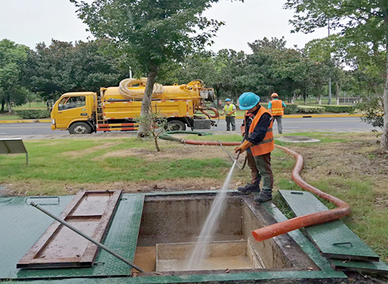 桦南化油池清理